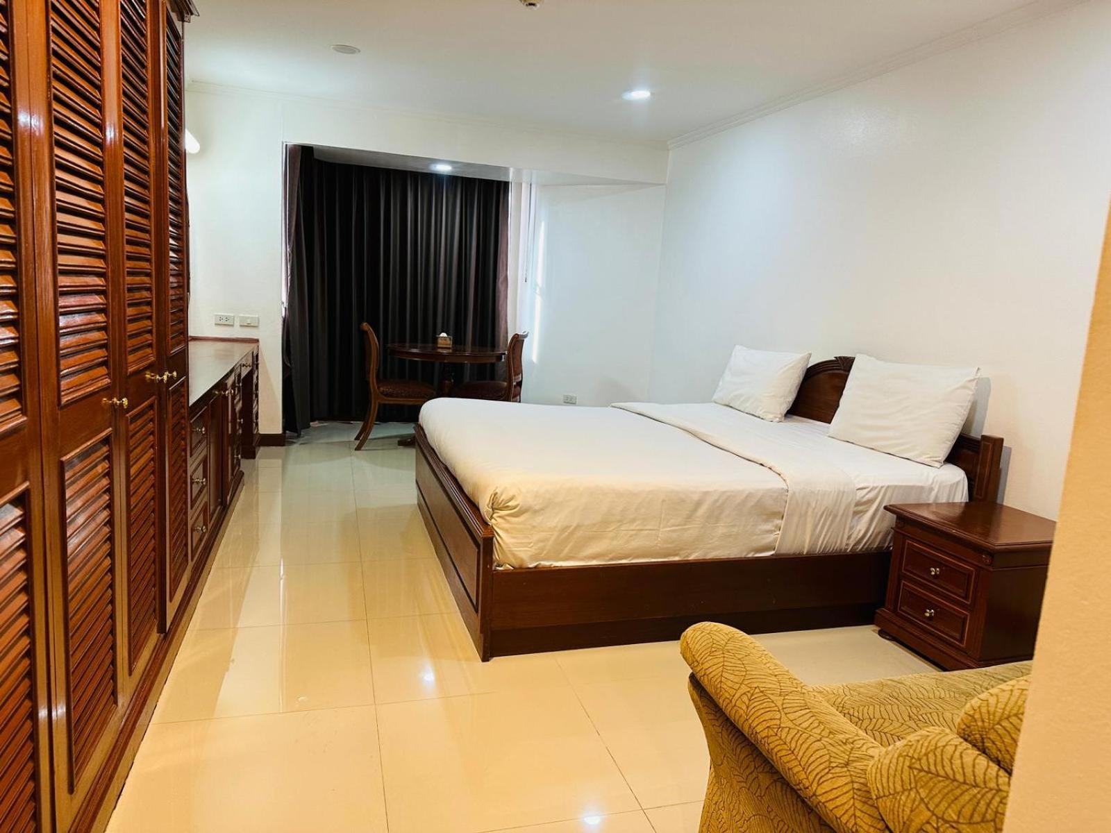 Appartement Rent Omni Tower Apartments Nana Bangkok - Prime Sukhumvit Location *