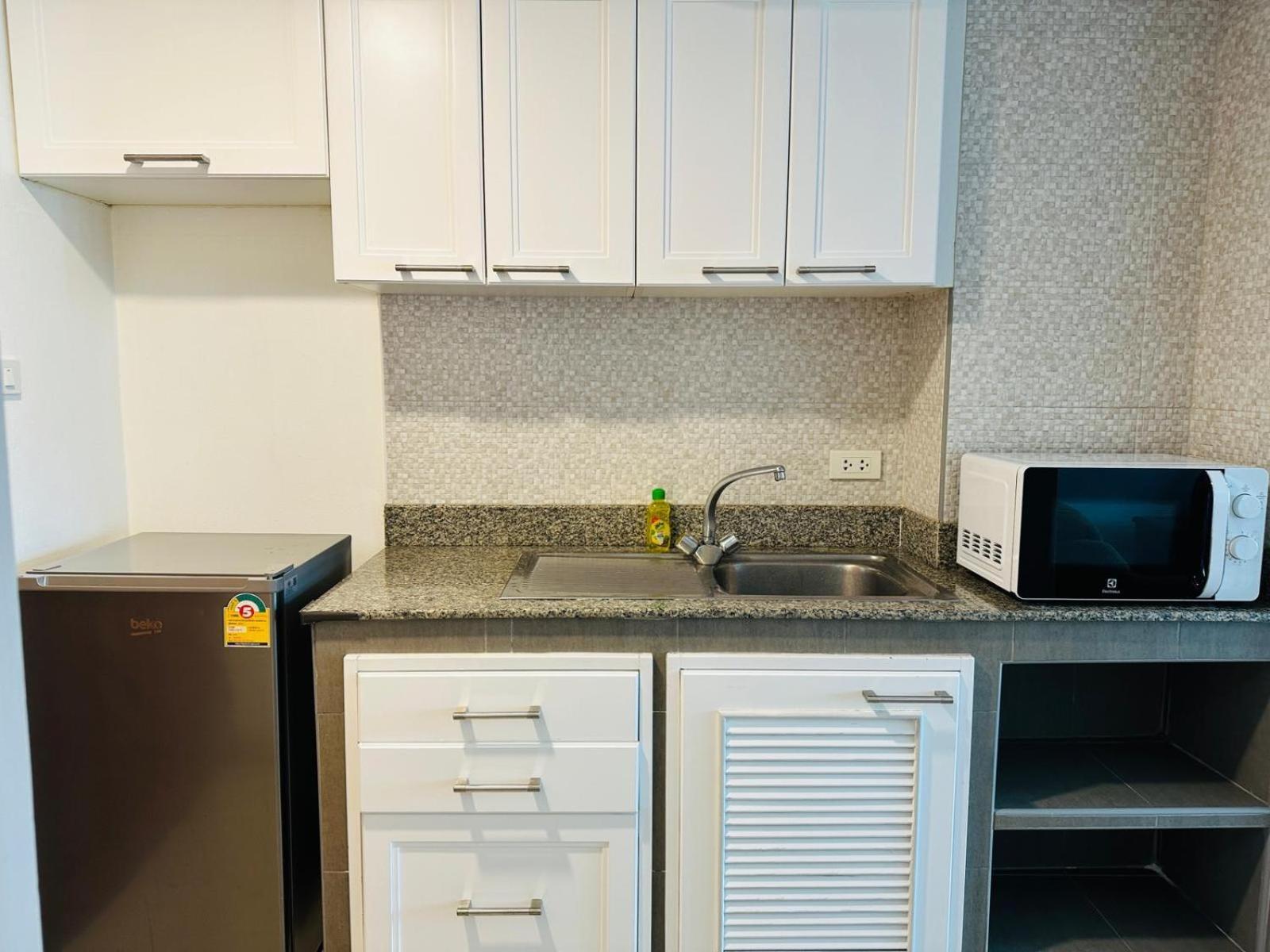 Rent Omni Tower Apartments Nana Bangkok - Prime Sukhumvit Location Appartement Bangkok