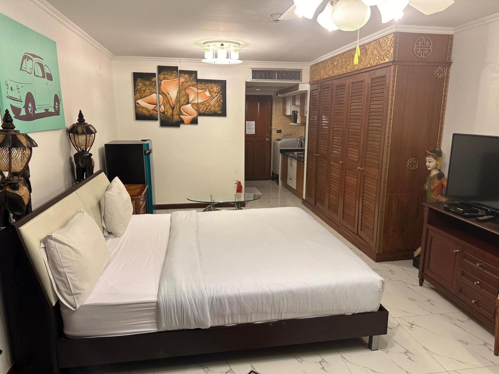 Rent Omni Tower Apartments Nana Bangkok - Prime Sukhumvit Location Appartement *