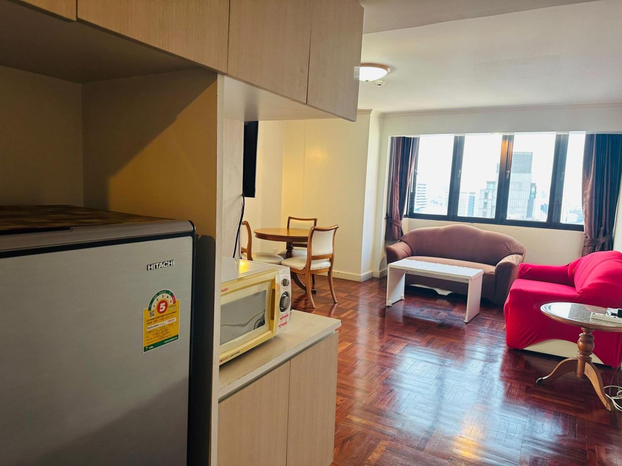 Rent Omni Tower Apartments Nana Bangkok - Prime Sukhumvit Location * Bangkok