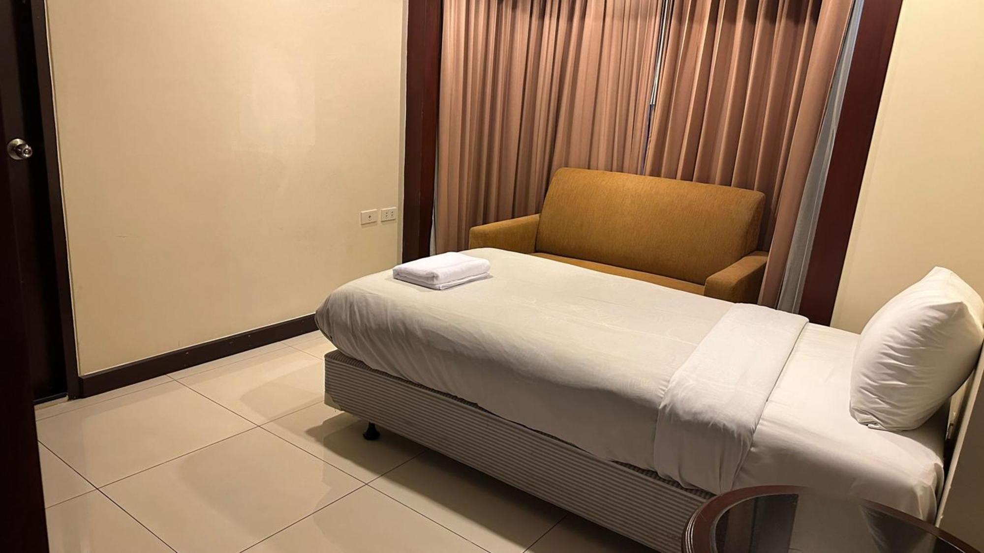 Rent Omni Tower Apartments Nana Bangkok - Prime Sukhumvit Location Appartement Bangkok