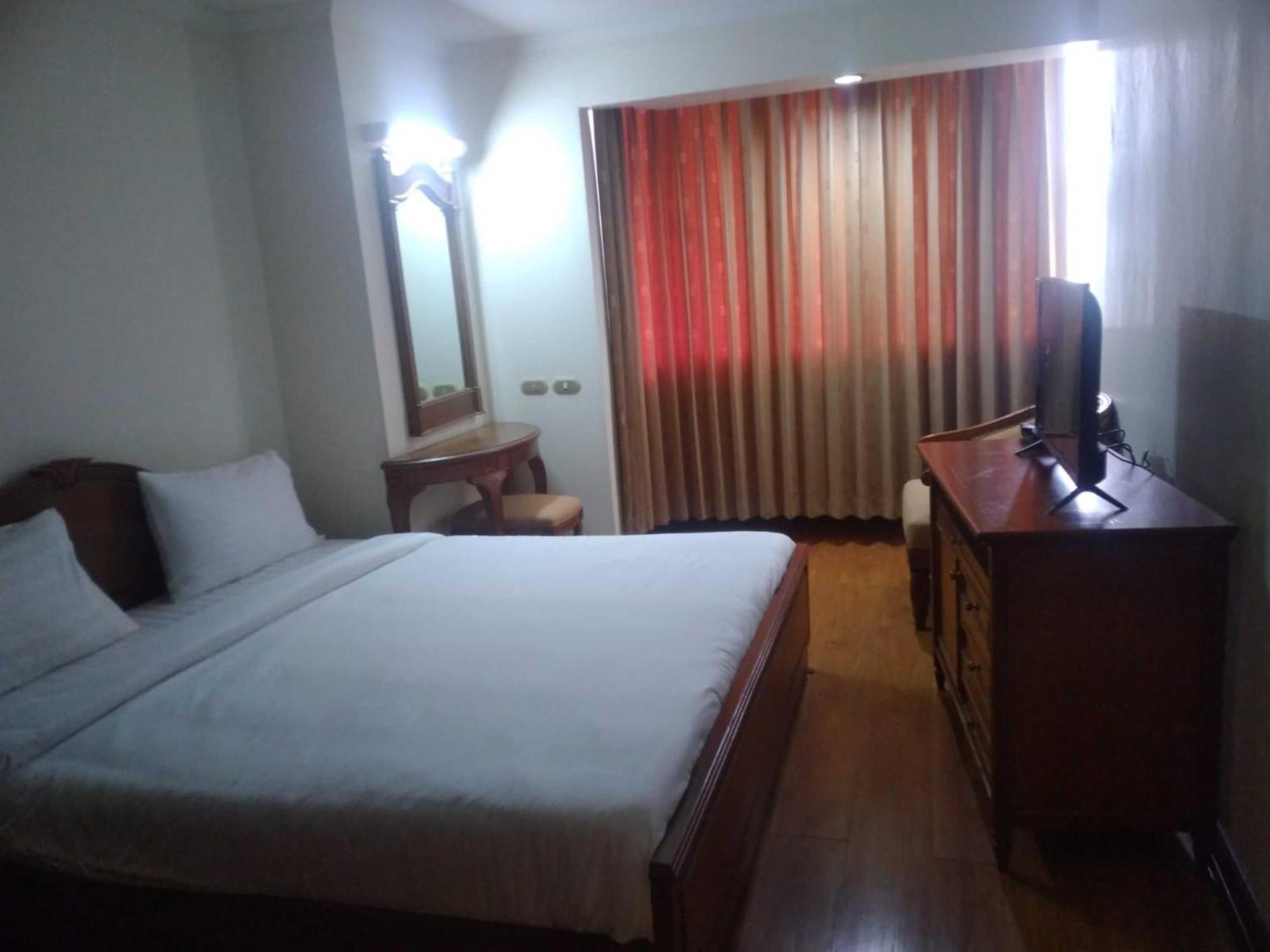 Apartment Rent Omni Tower Apartments Nana Bangkok - Prime Sukhumvit Location