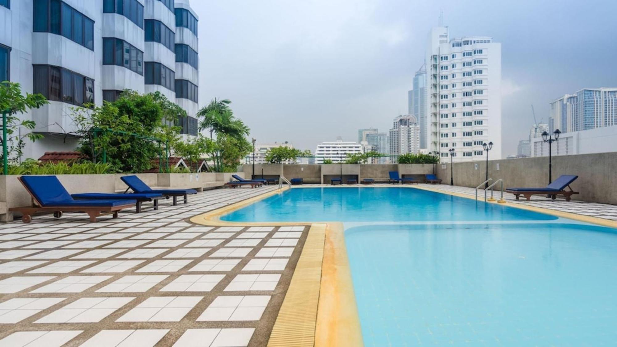Rent Omni Tower Apartments Nana Bangkok - Prime Sukhumvit Location Bangkok