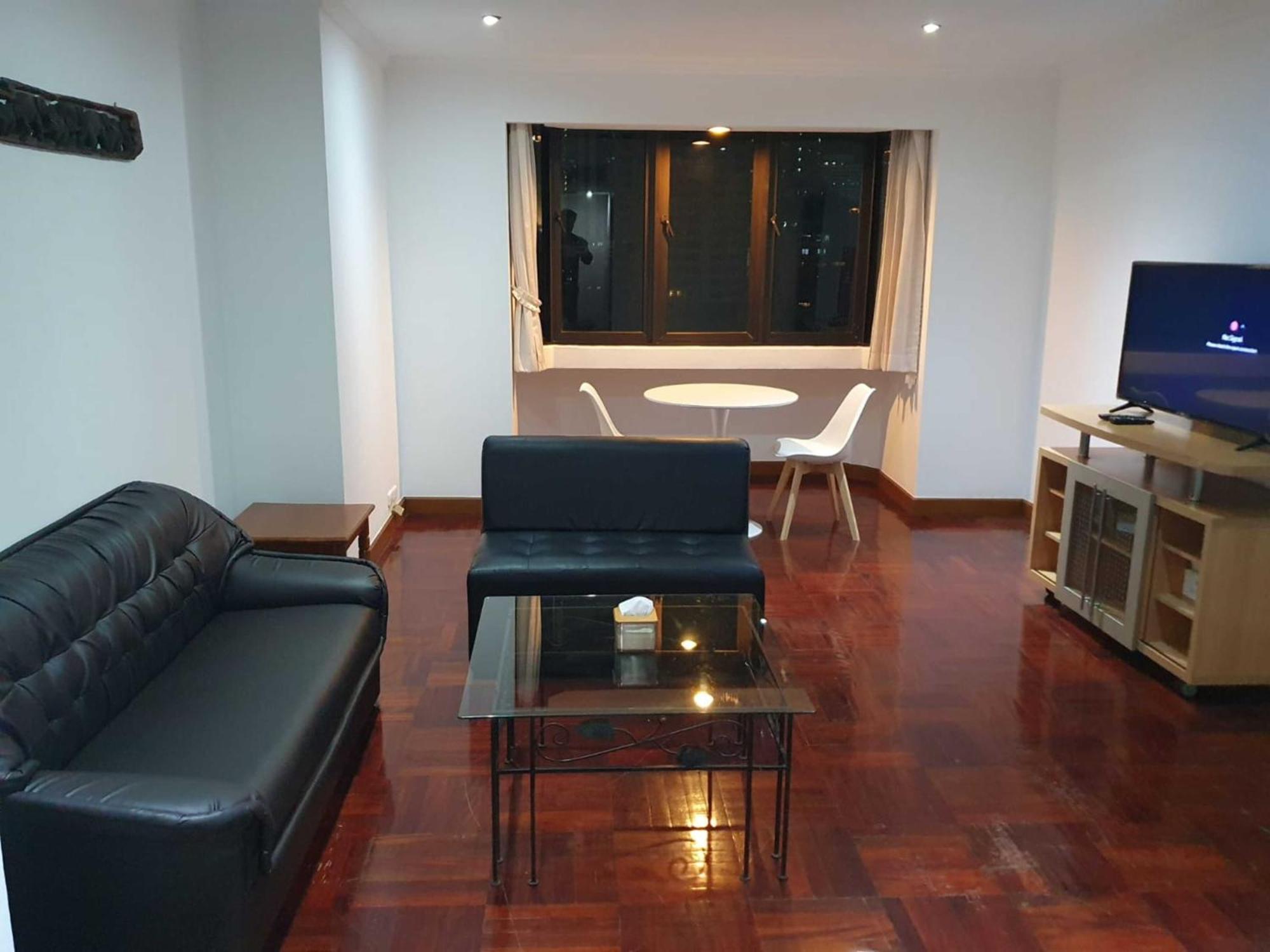 Rent Omni Tower Apartments Nana Bangkok - Prime Sukhumvit Location Appartement Bangkok