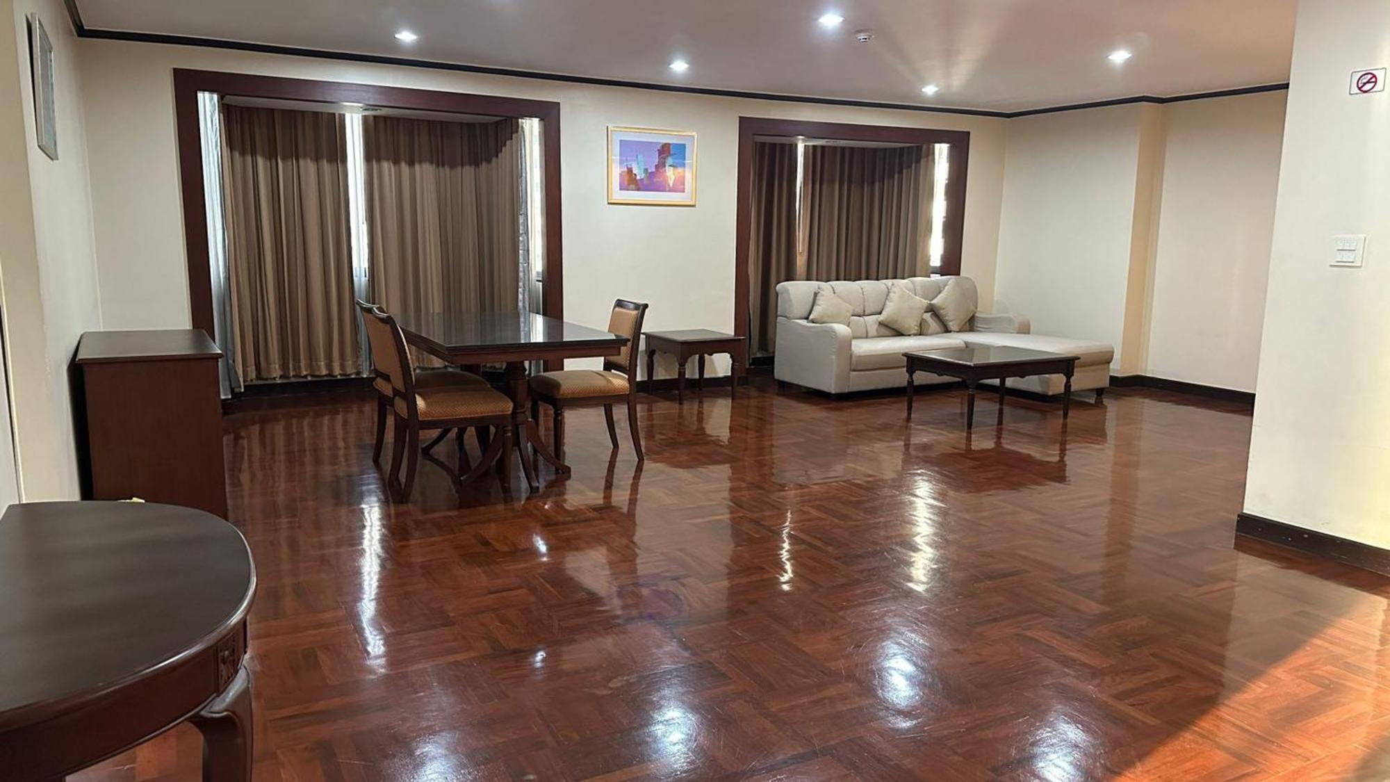 Appartement Rent Omni Tower Nana - Prime Sukhumvit Location Bangkok